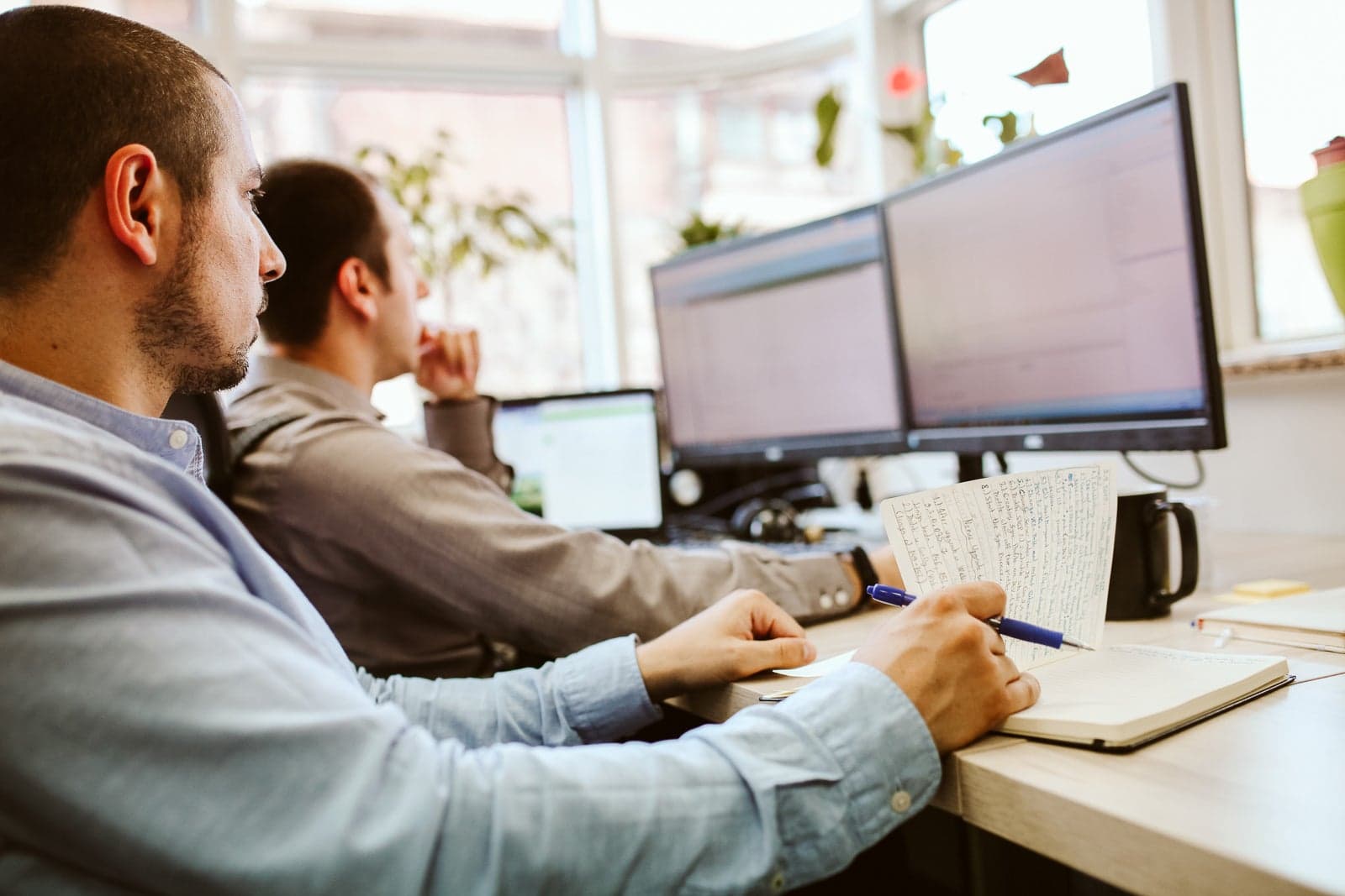 Services for digital strategy realisation